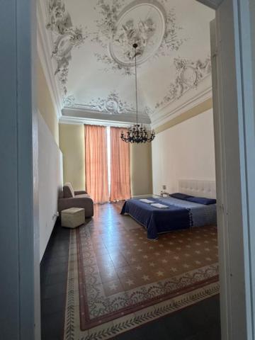 Suite Con Terrazza In Centro Storico Catania Luaran gambar
