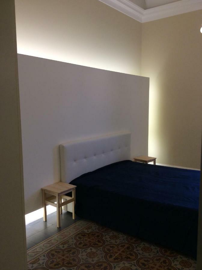 Suite Con Terrazza In Centro Storico Catania Luaran gambar