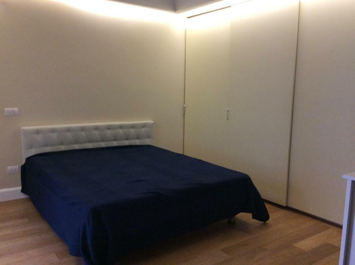 Suite Con Terrazza In Centro Storico Catania Luaran gambar