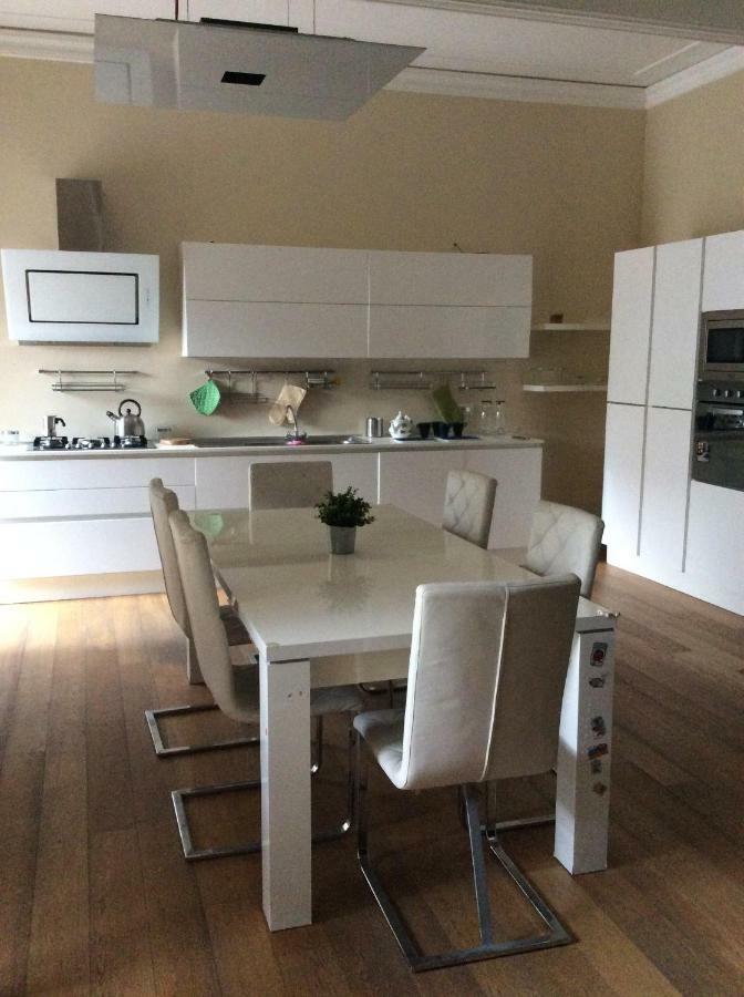 Suite Con Terrazza In Centro Storico Catania Luaran gambar